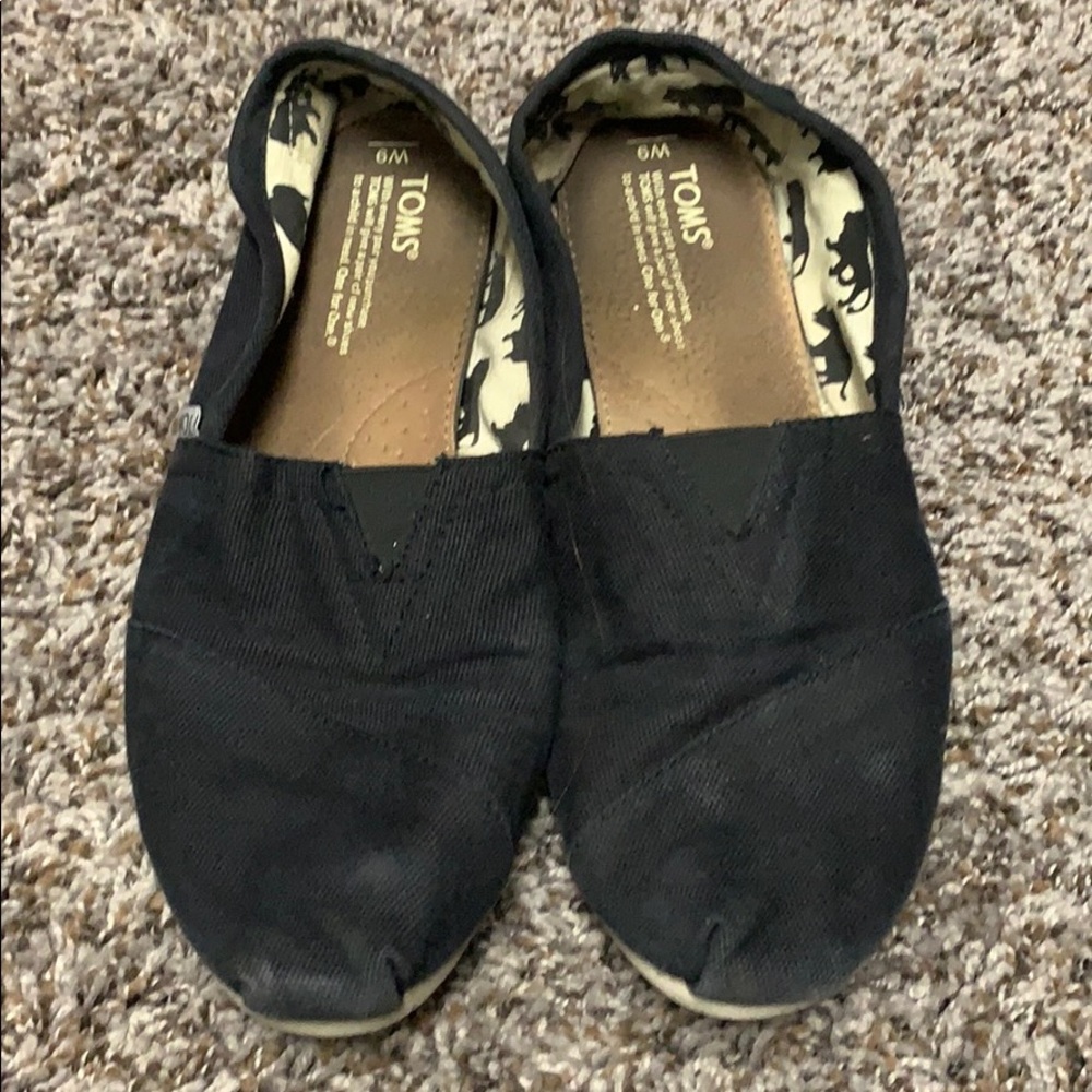 TOMS Shoes